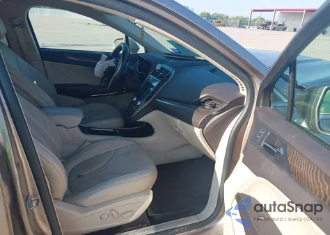 2018 Lincoln Mkc Reserve z USA, uszkodzony, nr VIN 5LMCJ3C99JUL18904